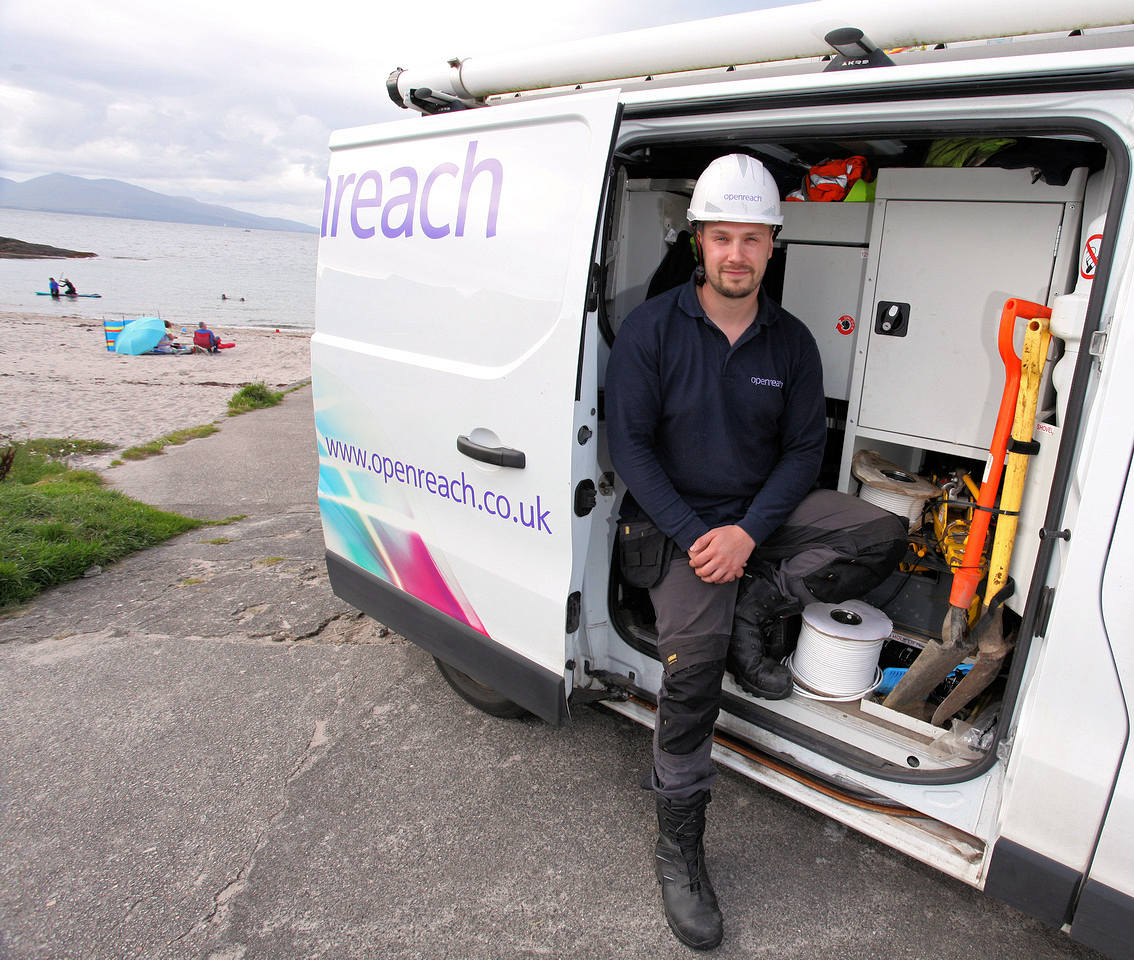 Openreach-Engineer-on-Beach-with-Van