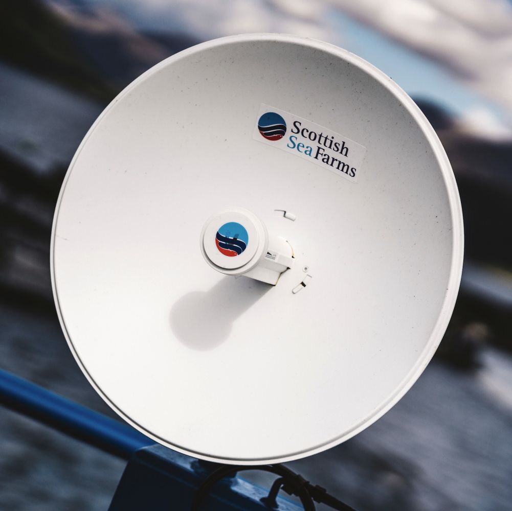 HebNet-Wireless-Broadband-Dish