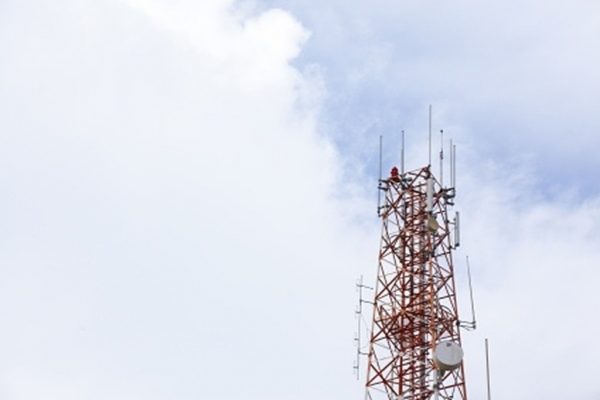 wireless_mobile_network_operator_uk_mast