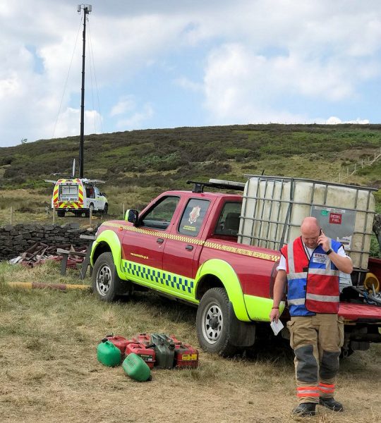 ee 4g rapid response vehicle and fire crew uk