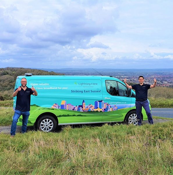 lightning_fibre_van_and_engineers