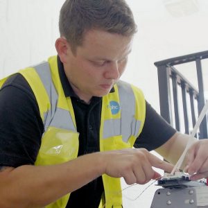 hyperoptic_engineer_fibre_splice