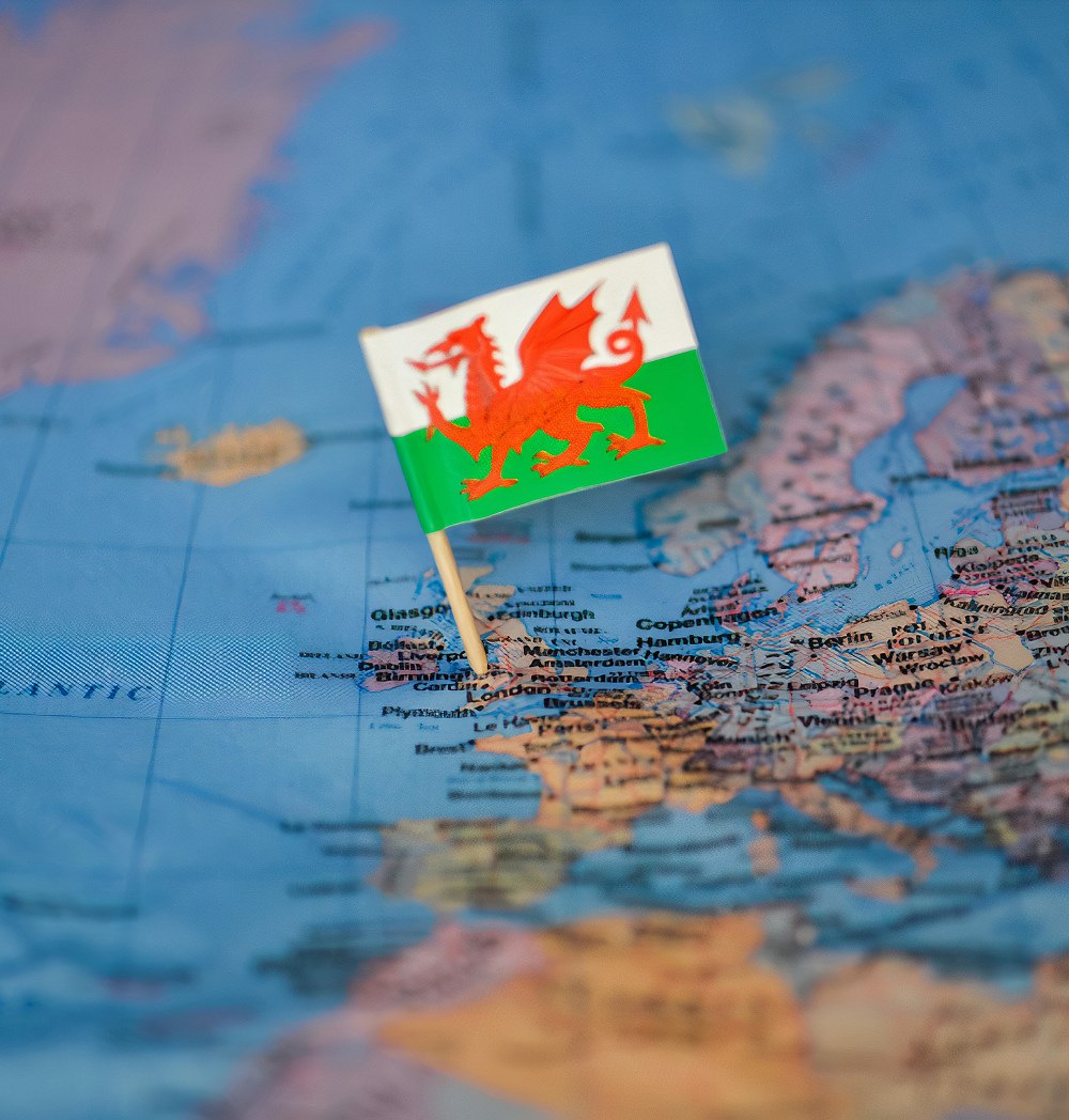 wales_on_uk_map_and_flag