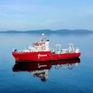 Fugro-Fibre-Optic-Cable-Laying-Ship-UK