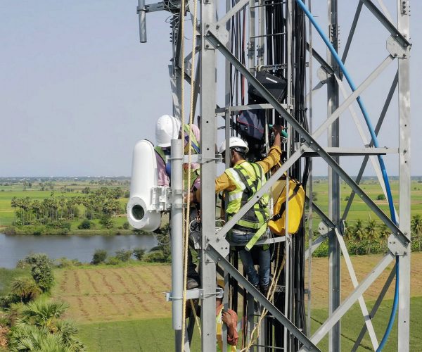 Google-Project-Taara-Laser-Link-Unit