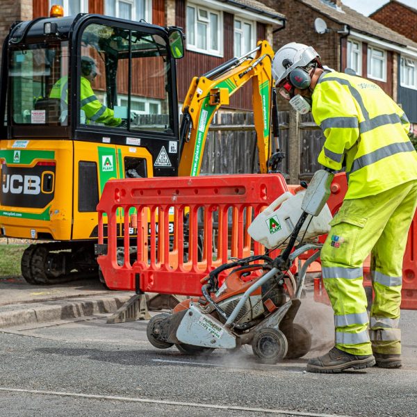 micro_ducting_openreach_fttp_street_dig