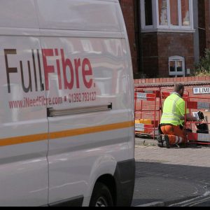 fullfibre van and engineer working picture