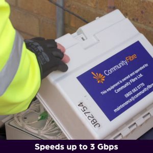 CommunityFibre Engineer with Fibre Box Open 2022