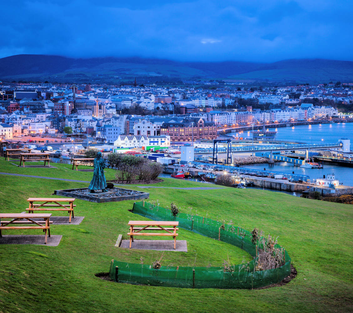 Isle of Man Ponders Social Broadband Tariffs as Manx Telecom Face USO Pressure - Vimarsana News