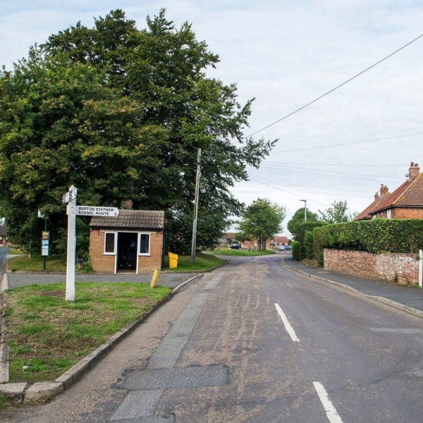 Flixborough village - Quickline Picture