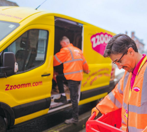 Zzoomm-Engineers-Outside-Van-UK