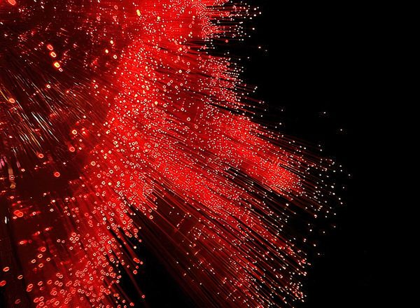 fibers_optic_red_cable_flurry