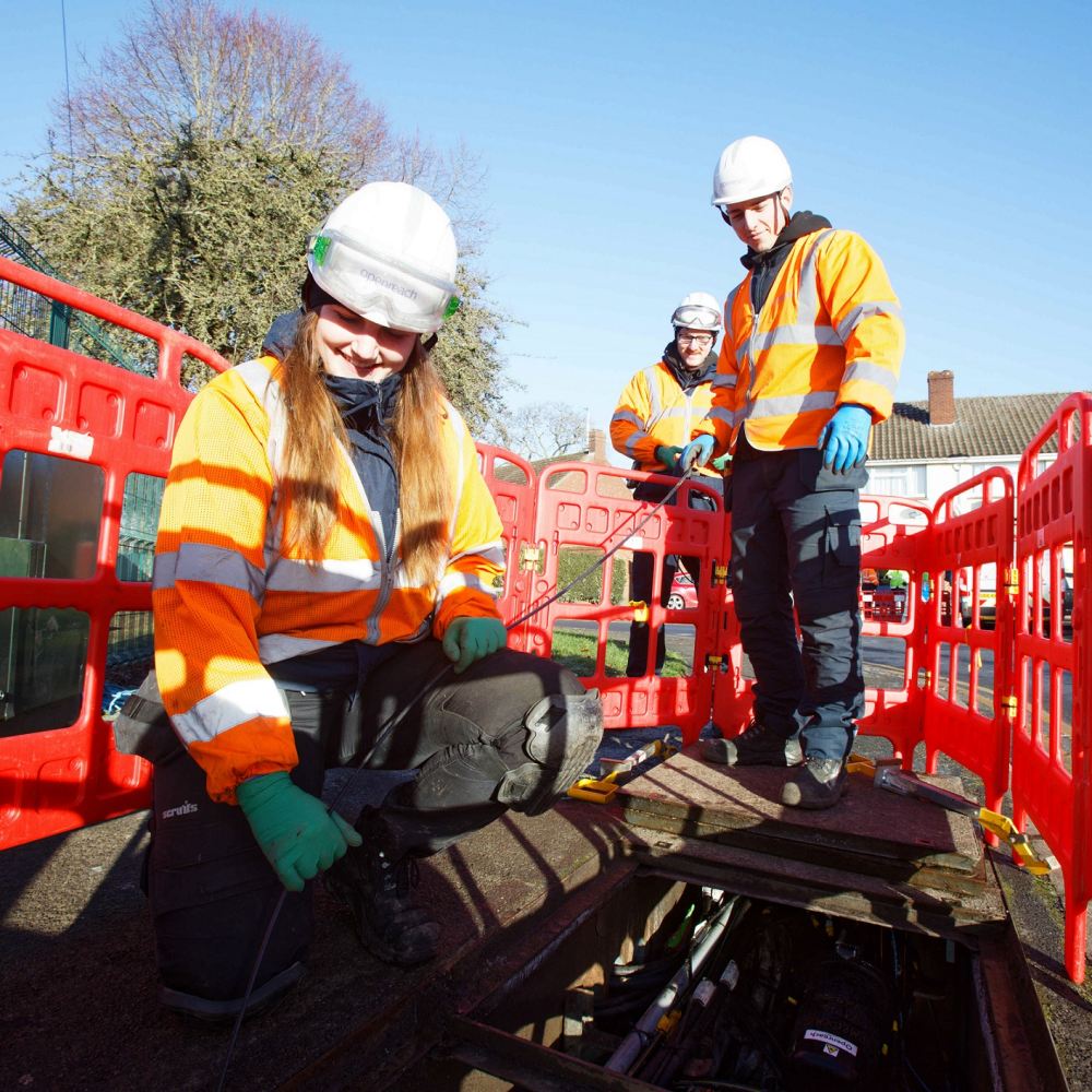Engineers-working-on-Fibre-Connection-at-Openreach-2023