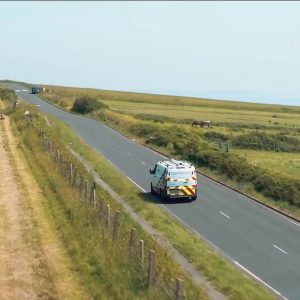 openreach_2017_rural_van_on_country_lane