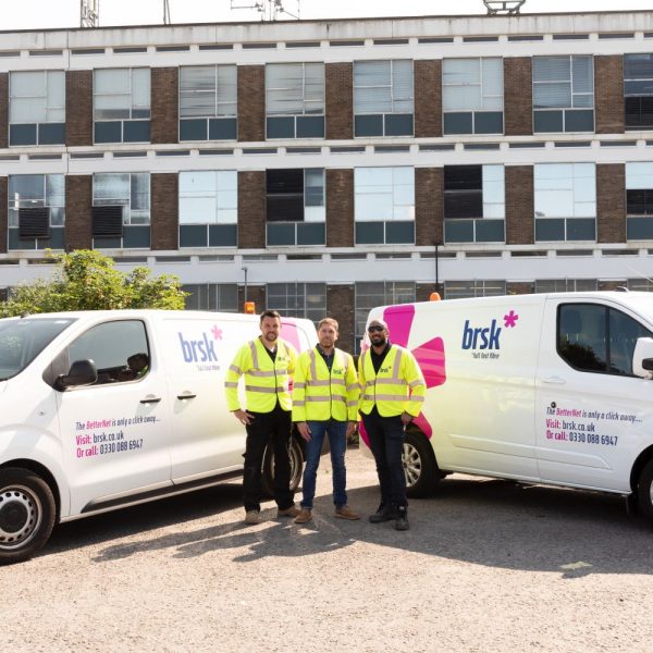 Brsk-Enginers-in-Front-of-Van-2023