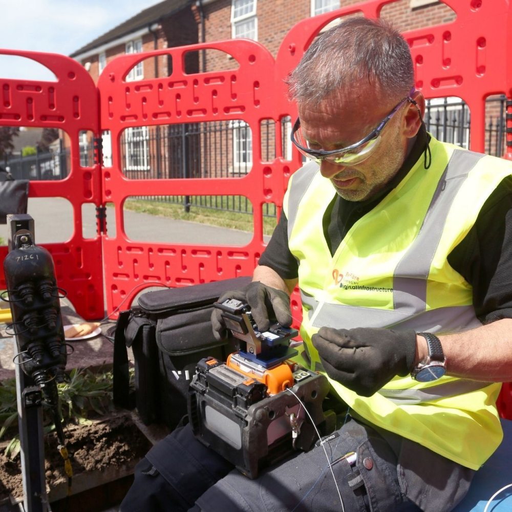 Digital Infrastructure Adds 5 Locations to UK Full Fibre Rollout