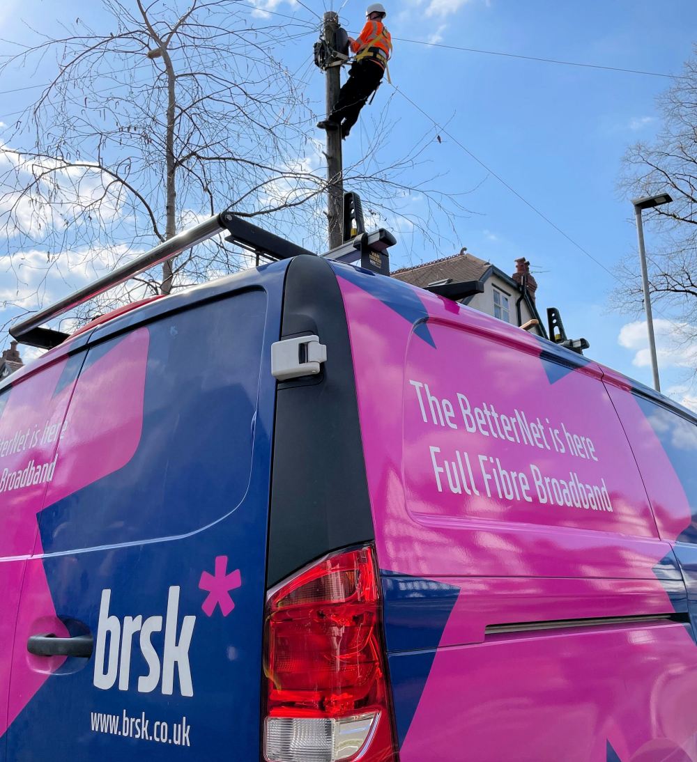 342 People Oppose Brsk's Full Fibre Broadband Poles in Burnley - Vimarsana News