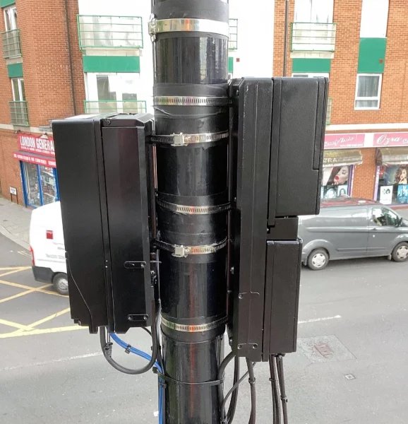 EE-5G-Small-Cell-radios-in-UK-town-PR-140824