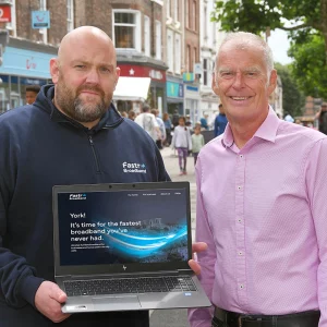 Fastr-Broadband-Director-on-York-Street