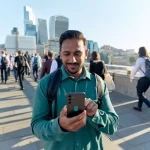 EE-Mobile-Customer-on-Smartphone