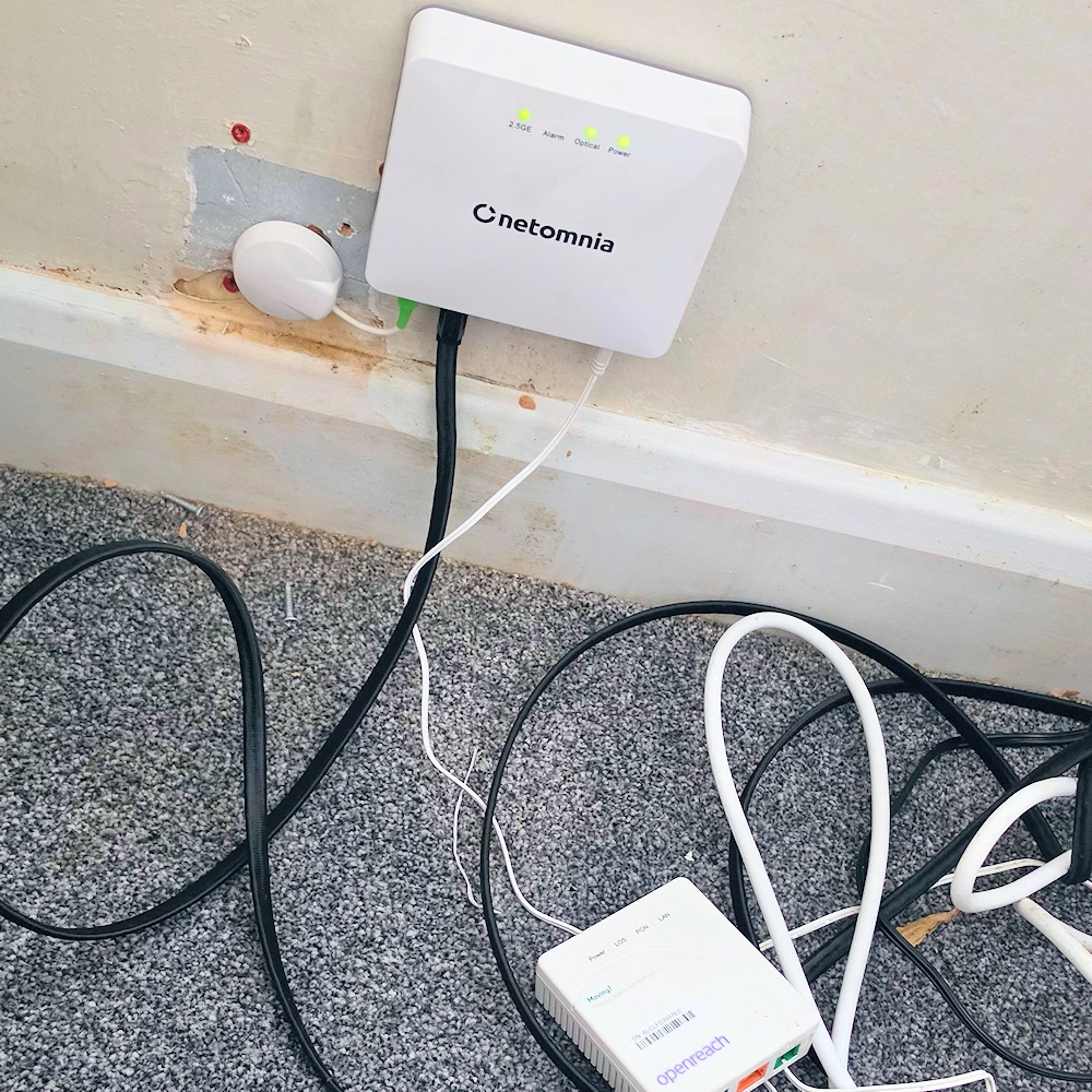 Netomnia Apologises After Damaging Customer’s Openreach FTTP Line and Kit
