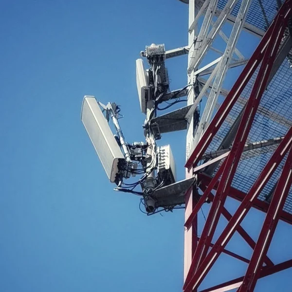 Vodafone-Robotic-AI-Mast-Trial