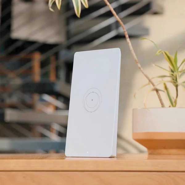 Starlink-Router-4-on-desk