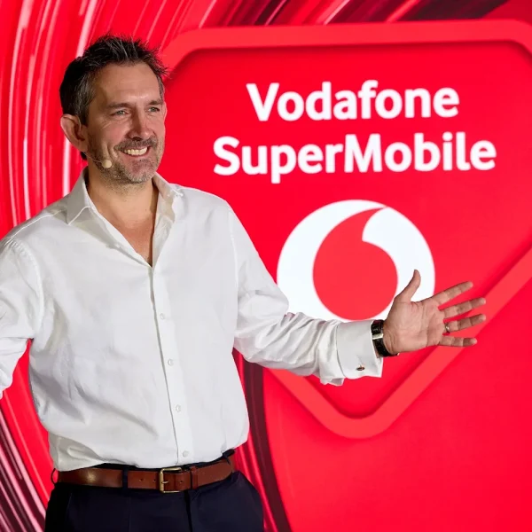Vodafone-UK-SuperMobile-and-Broadband-TV-Launch