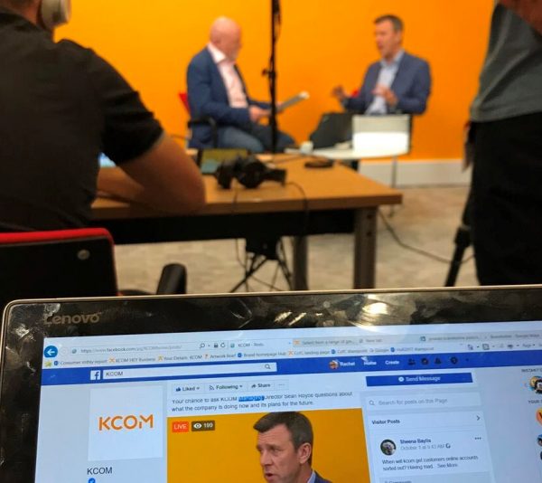 kcom_live_facebook_chat_2020