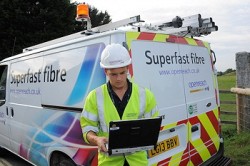bt_superfast_fibre_broadband_openreach_uk_engineer