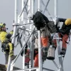 O2-Mobile-Engineers-on-Stirling-Mast-PR-100424
